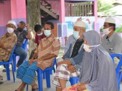 กิจกรรมฉีดวัคซีนเชิงรุกผู้สูงอายุ60ปีและกลุ่ม7โร คณโรงเรียนกาแร