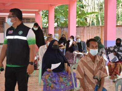กิจกรรมฉีดวัคซีนเชิงรุกผู้สูงอายุ60ปีและกลุ่ม7โร คณโรงเรียนกาแร