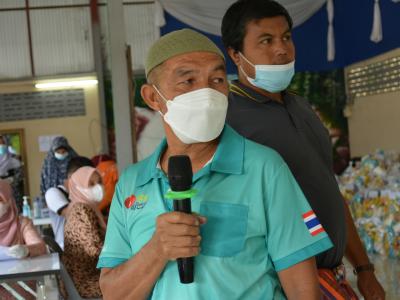รับถุงยังชีพผู้ได้รับผลกระทบจากการแพร่ระบาดโรคโควิด 19