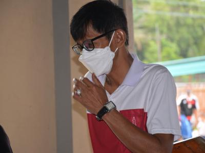 รับถุงยังชีพผู้ได้รับผลกระทบจากการแพร่ระบาดโรคโควิด 19