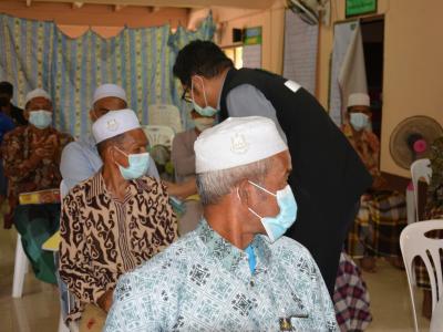 โครงการฝึกอบรมชุดปฏิบัติการจิตอาสาจัดการศพกรณีเสียชีวิตจากโควิด1