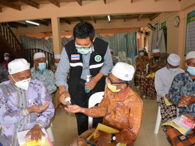 โครงการฝึกอบรมชุดปฏิบัติการจิตอาสาจัดการศพกรณีเสียชีวิตจากโควิด1