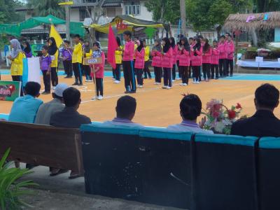 เปิดกีฬาสีโรงเรียนอดุลย์วิทยา