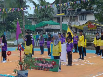 เปิดกีฬาสีโรงเรียนอดุลย์วิทยา