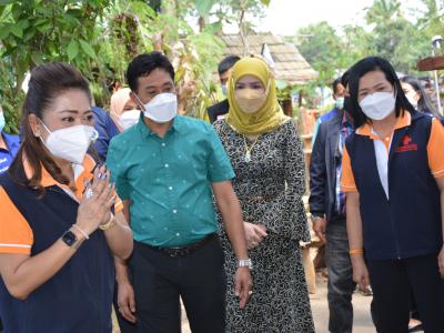 กิจกรรมทำความสะอาดบ้านถูกไฟใหม้บ้านกำปงปีแซ