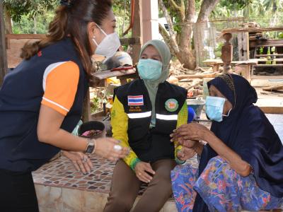 กิจกรรมทำความสะอาดบ้านถูกไฟใหม้บ้านกำปงปีแซ