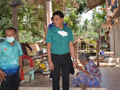 กิจกรรมทำความสะอาดบ้านถูกไฟใหม้บ้านกำปงปีแซ