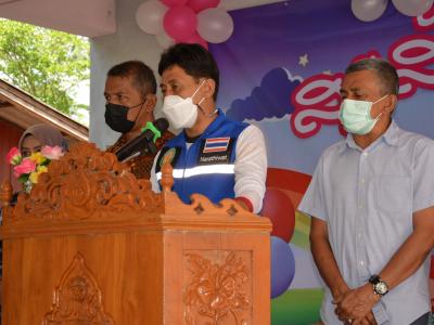 นายกเป็นประธานเปิดกิจกรรมสุขสัต์วันเด็กโรงเรียนบ้านลโบะดาโต๊ะ