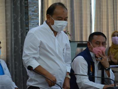 นายกต้อนรับ รมต.กระทรวงว่าการศึกษาธิการ ณ โรงเรียนฮาซานียะห์