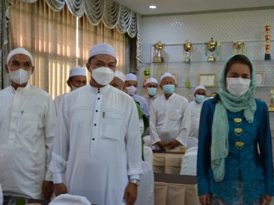 นายกต้อนรับ รมต.กระทรวงว่าการศึกษาธิการ ณ โรงเรียนฮาซานียะห์