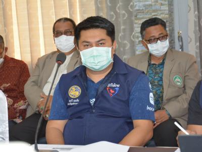 นายกต้อนรับ รมต.กระทรวงว่าการศึกษาธิการ ณ โรงเรียนฮาซานียะห์