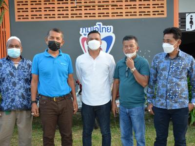 นายกต้อนรับ รมต,กระทรวงว่าการศึกษาธิการ ณ ร้านโฮมมาเก็ต