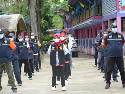 นายกเข้าร่วมกิจกรรมการซักซ้อมแผนของบ้านกาแร