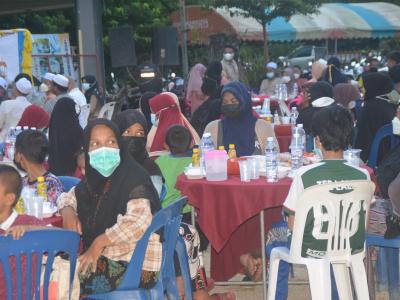 โครงการตำบลสานสัมพันธ์ร่วมละศิลอดในเขตตำบลลุโบะบือซาประจำปี2565