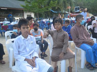โครงการตำบลสานสัมพันธ์ร่วมละศิลอดในเขตตำบลลุโบะบือซาประจำปี2565