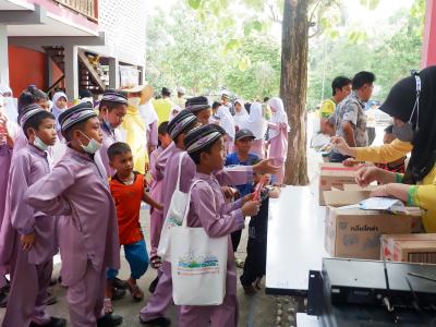 โครงการรณรงค์การใช้ถุงผ้าแทนถุงพลาสติก