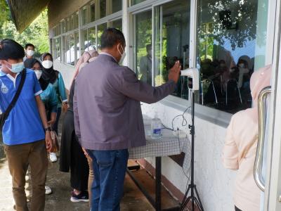 โครงการฝึกอบรมและศึกษาดูงานอาสาสมัครท้องถิ่นรักโลก