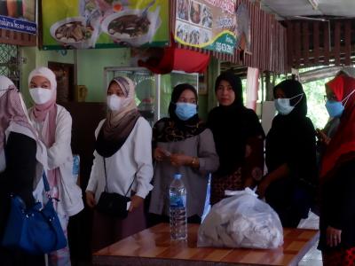 โครงการฝึกอบรมและศึกษาดูงานอาสาสมัครท้องถิ่นรักโลก