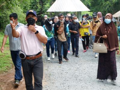 โครงการฝึกอบรมและศึกษาดูงานอาสาสมัครท้องถิ่นรักโลก