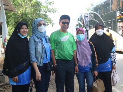 โครงการฝึกอบรมและศึกษาดูงานอาสาสมัครท้องถิ่นรักโลก