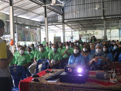 โครงการฝึกอบรมและศึกษาดูงานอาสาสมัครท้องถิ่นรักโลก