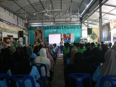 โครงการฝึกอบรมและศึกษาดูงานอาสาสมัครท้องถิ่นรักโลก