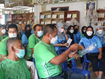 โครงการฝึกอบรมและศึกษาดูงานอาสาสมัครท้องถิ่นรักโลก