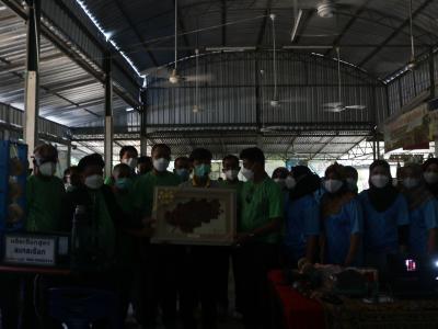โครงการฝึกอบรมและศึกษาดูงานอาสาสมัครท้องถิ่นรักโลก