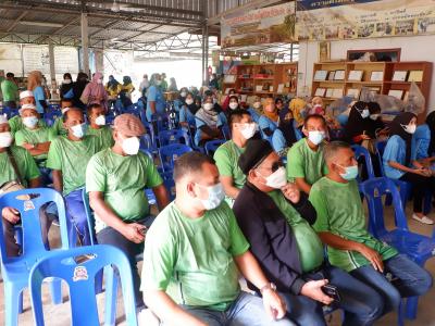 โครงการฝึกอบรมและศึกษาดูงานอาสาสมัครท้องถิ่นรักโลก
