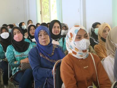 โครงการฝึกอบรมและศึกษาดูงานอาสาสมัครท้องถิ่นรักโลก