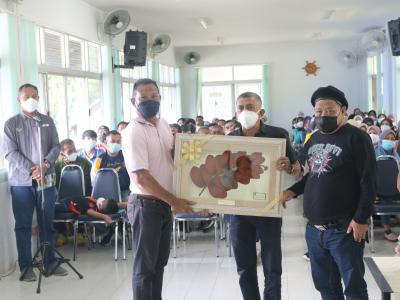 โครงการฝึกอบรมและศึกษาดูงานอาสาสมัครท้องถิ่นรักโลก