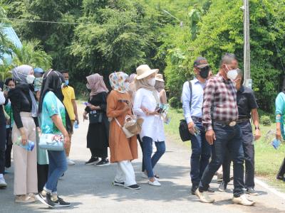 โครงการฝึกอบรมและศึกษาดูงานอาสาสมัครท้องถิ่นรักโลก