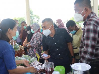 โครงการฝึกอบรมและศึกษาดูงานอาสาสมัครท้องถิ่นรักโลก