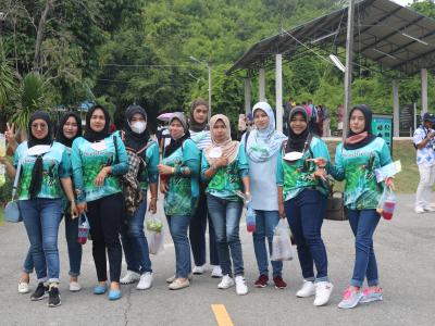 โครงการฝึกอบรมและศึกษาดูงานอาสาสมัครท้องถิ่นรักโลก