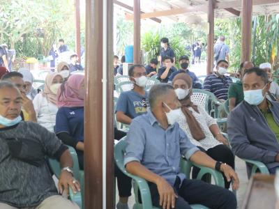 โครงการฝึกอบรมและศึกษาดูงานอาสาสมัครท้องถิ่นรักโลก
