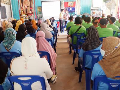 โครงการฝึกอบรมและศึกษาดูงานอาสาสมัครท้องถิ่นรักโลก