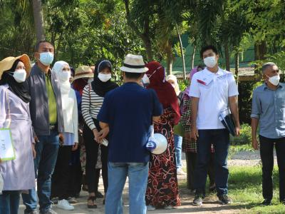 โครงการฝึกอบรมและศึกษาดูงานอาสาสมัครท้องถิ่นรักโลก