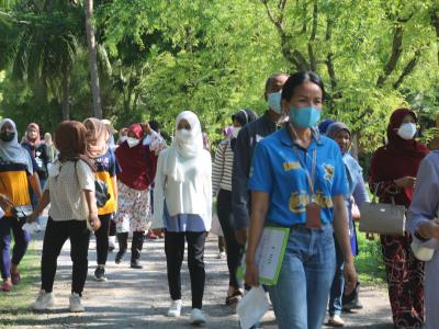 โครงการฝึกอบรมและศึกษาดูงานอาสาสมัครท้องถิ่นรักโลก