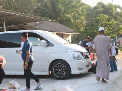 โครงการฝึกอบรมและศึกษาดูงานอาสาสมัครท้องถิ่นรักโลก