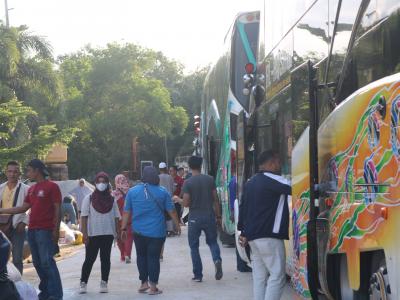 โครงการฝึกอบรมและศึกษาดูงานอาสาสมัครท้องถิ่นรักโลก