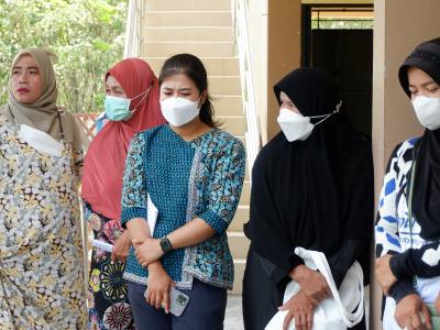 โครงการอบรมความรู้ให้แก่เกษตรตามแนวคิดปรัชญาเศรษฐกิจพอเพียง