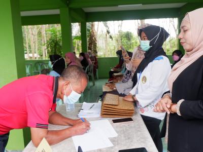 นายกเป็นประธานโครงการระดับผลิตภัณฑ์ชุมชนลุโบบะบือซาด้วยนวัตนกรรม