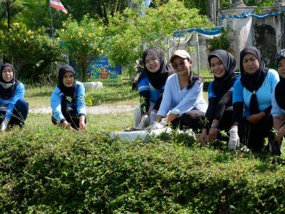 โครงการท้องถิ่นปูกป่าเฉลิมพระเกียรติสมเด็จพระนางเจ้าสิริกิติ์