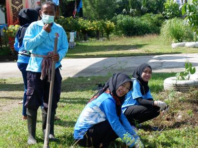 โครงการท้องถิ่นปูกป่าเฉลิมพระเกียรติสมเด็จพระนางเจ้าสิริกิติ์