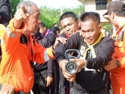 โครงการฝึกอบรมอาสาสมัครป้องกันภัยฝ่ายพลเรือน