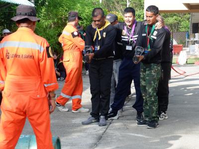 โครงการฝึกอบรมอาสาสมัครป้องกันภัยฝ่ายพลเรือน