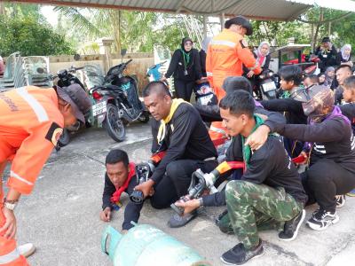 โครงการฝึกอบรมอาสาสมัครป้องกันภัยฝ่ายพลเรือน