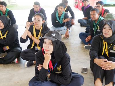 โครงการฝึกอบรมอาสาสมัครป้องกันภัยฝ่ายพลเรือน