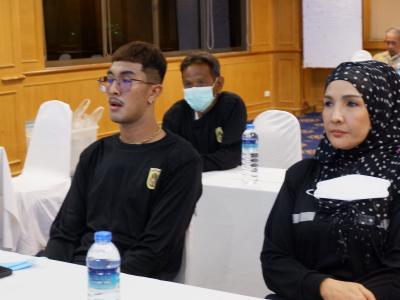 โครงการฝึกอบรมอาสาสมัครป้องกันภัยฝ่ายพลเรือน