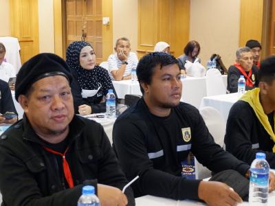 โครงการฝึกอบรมอาสาสมัครป้องกันภัยฝ่ายพลเรือน